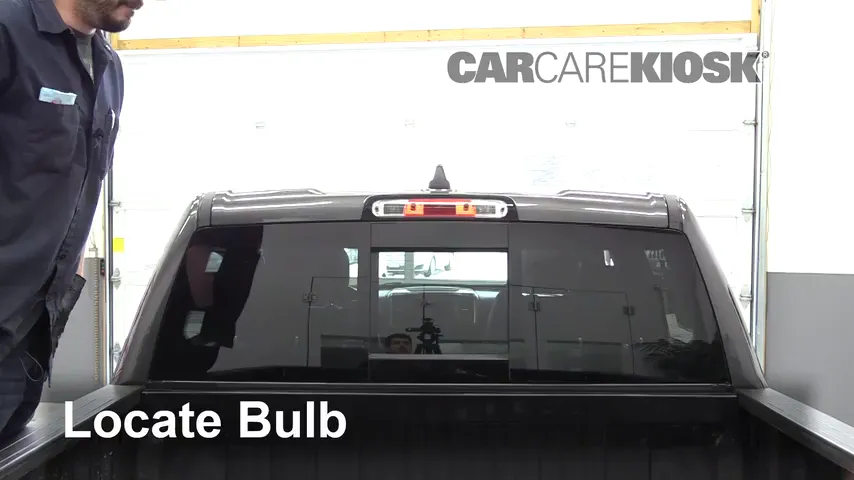 Tail Light Replacement on 2019 Ram 1500 Big Horn 5.7L V8 Crew Cab Pickup